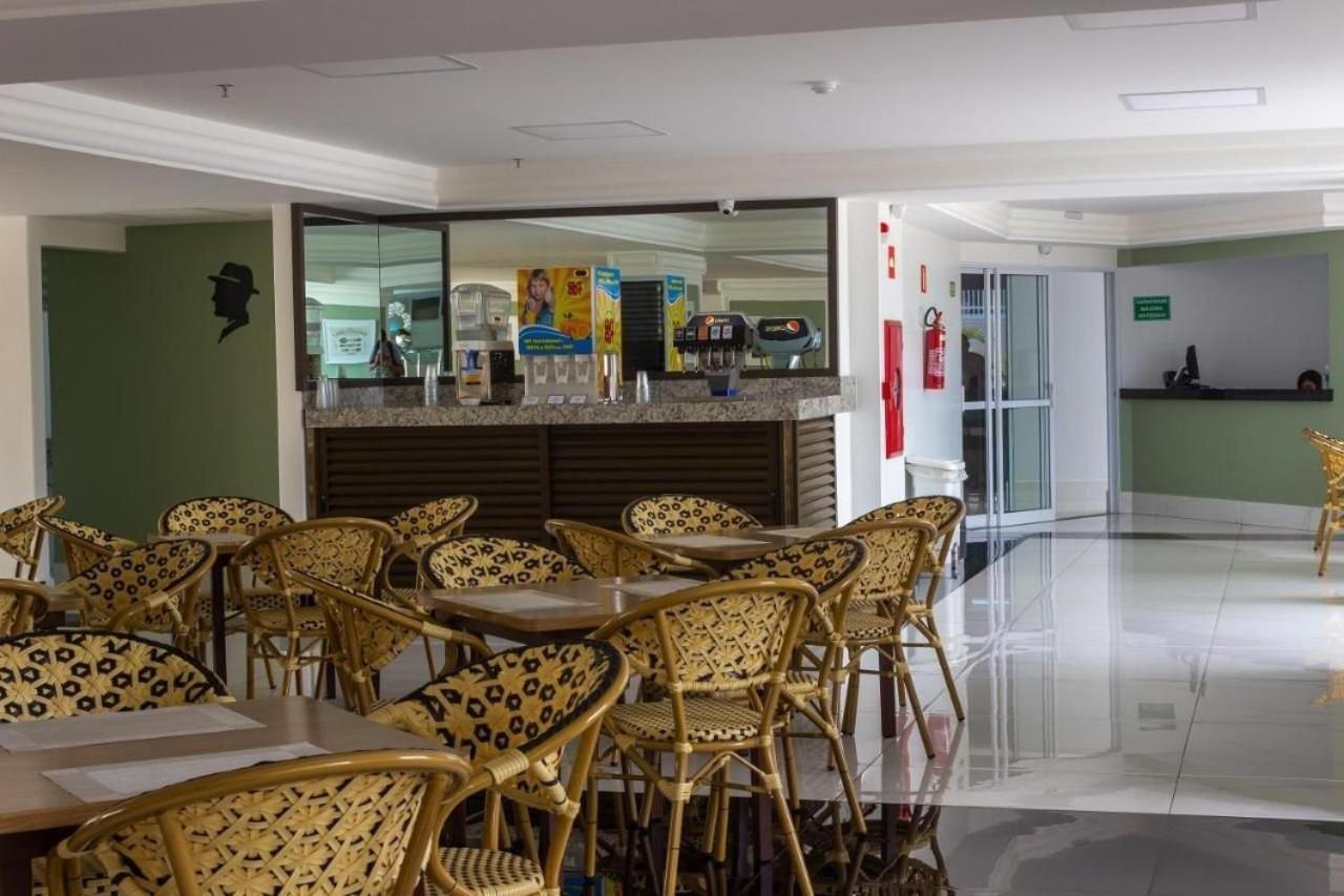 Piazza Diroma Com Acesso Ao Acqua Park Em Caldas Novas Exteriör bild